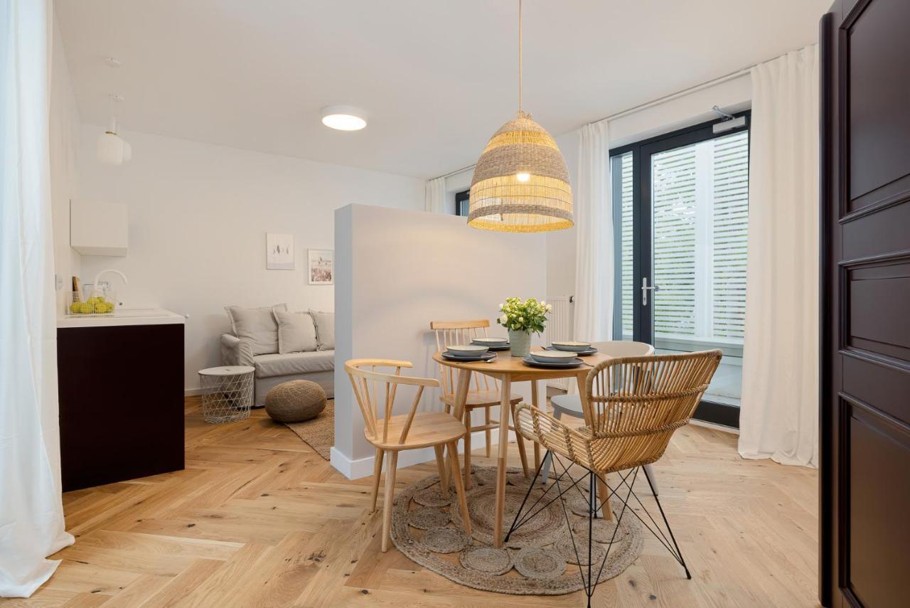 Lovesea Apartments Rewal Eksteriør billede